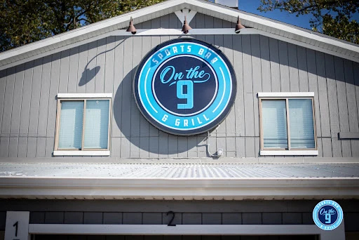 On The 9 Sports Bar and Grill photo 10